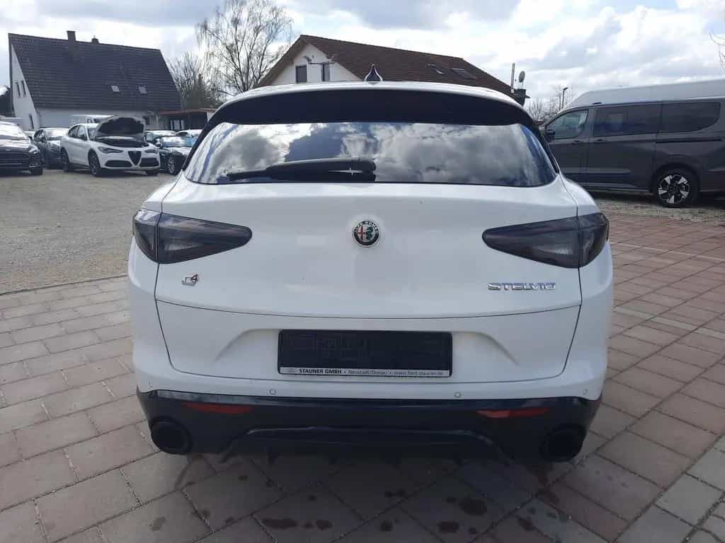 Alfa Romeo Stelvio 2.2 JTDM Veloce Q4 Navi Kamera ACC Leder 06/2024-photo-5