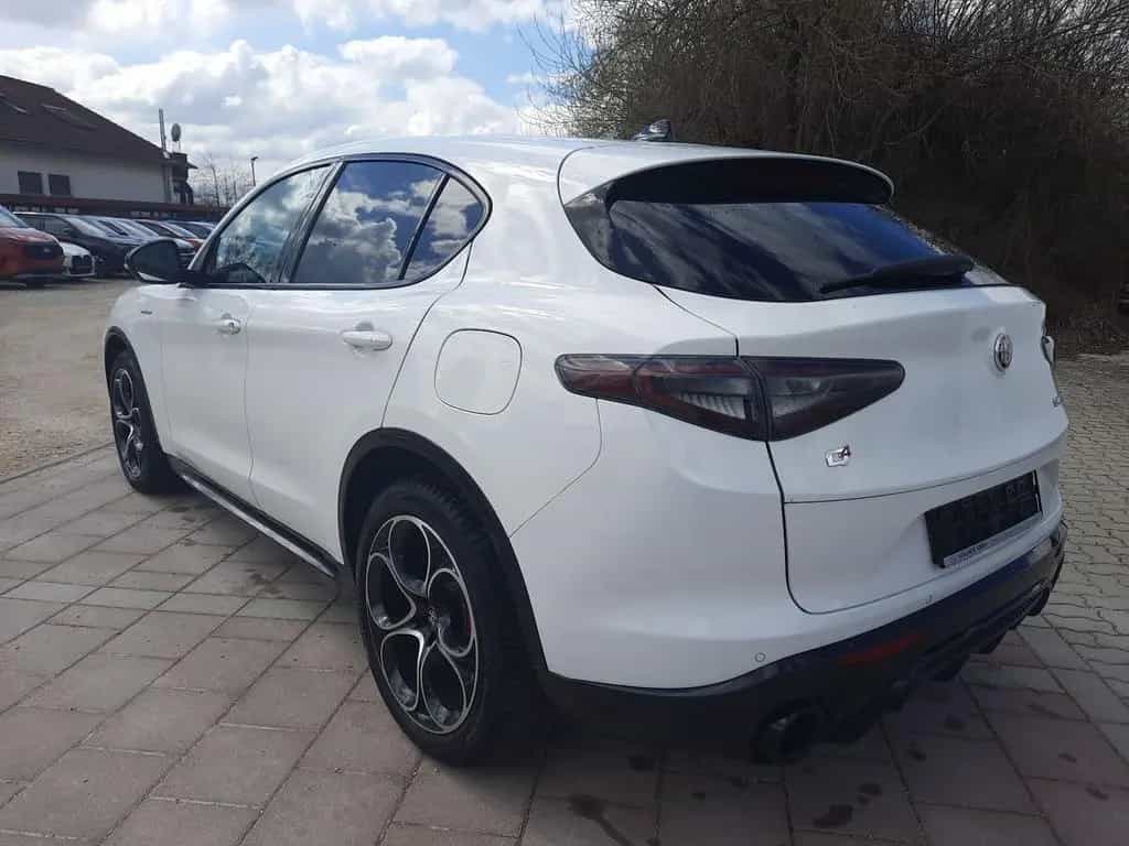 Alfa Romeo Stelvio 2.2 JTDM Veloce Q4 Navi Kamera ACC Leder 06/2024-photo-6