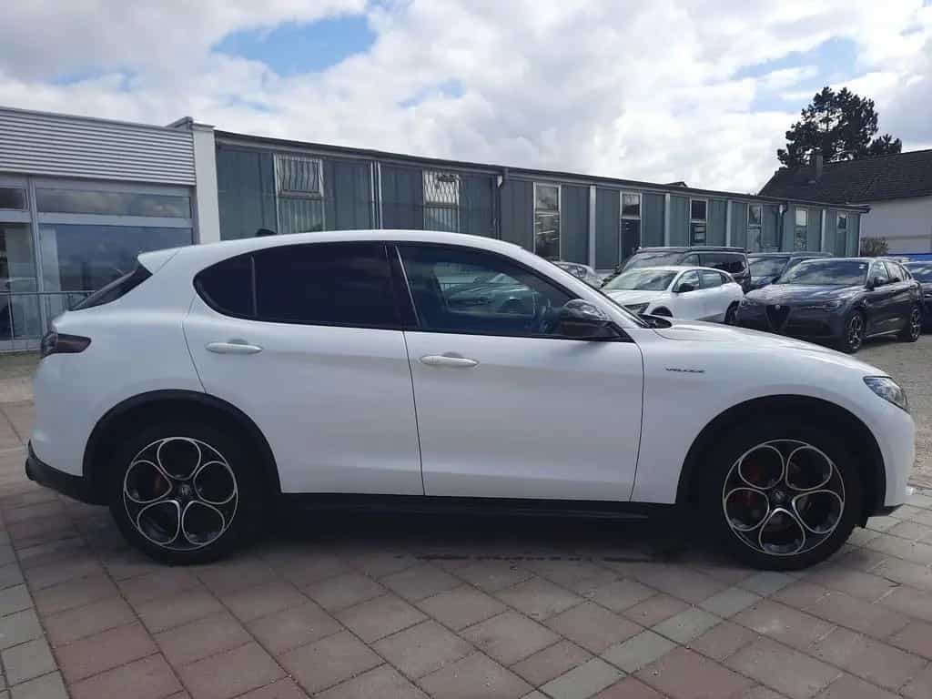 Alfa Romeo Stelvio 2.2 JTDM Veloce Q4 Navi Kamera ACC Leder 06/2024-photo-3