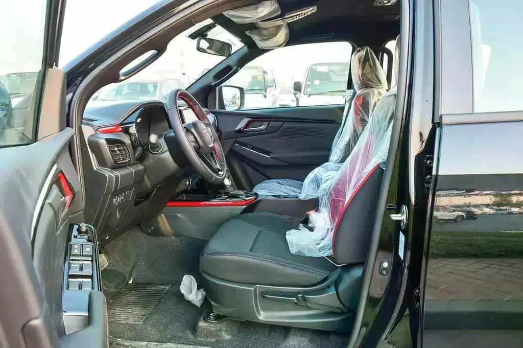 Isuzu D-Max 3.0 GT Doppelkabine 4x4 EXPORT OUT OF EU 03/2026-photo-4