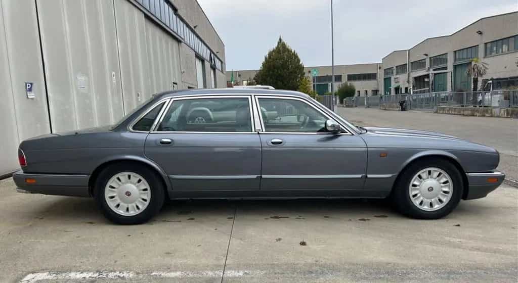Jaguar XJ Daimler 4.0 cat aut 07/1995-photo-4