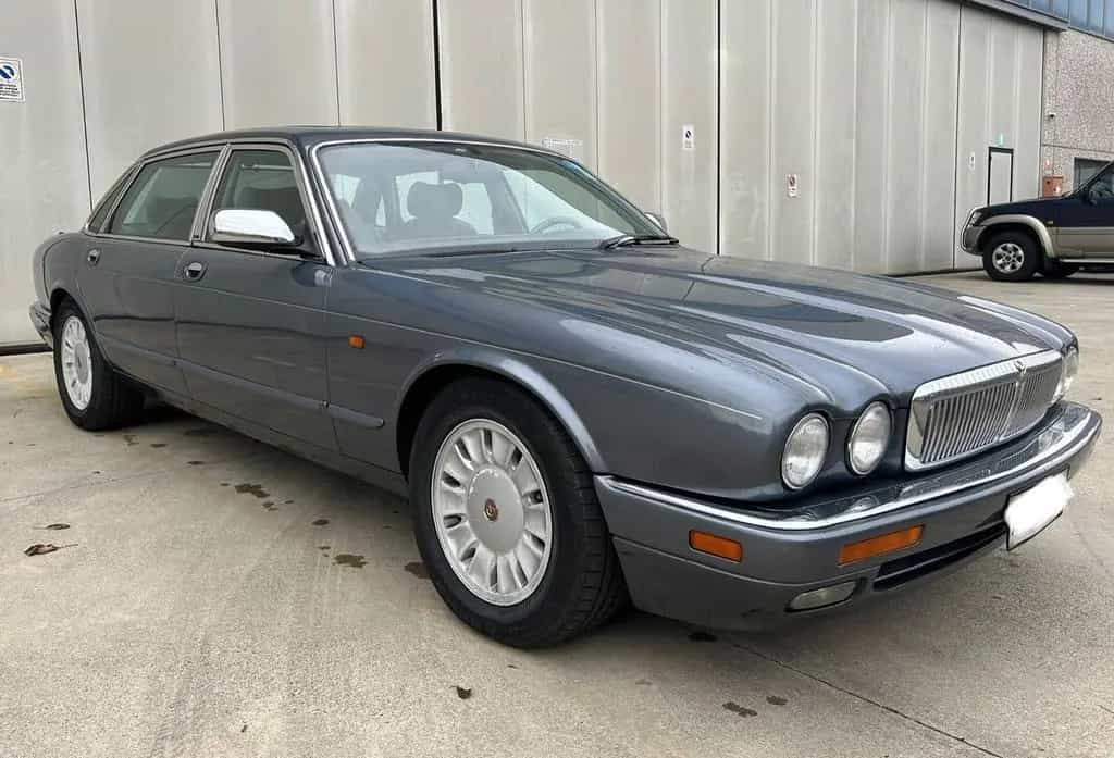 Jaguar XJ Daimler 4.0 cat aut 07/1995-photo-5