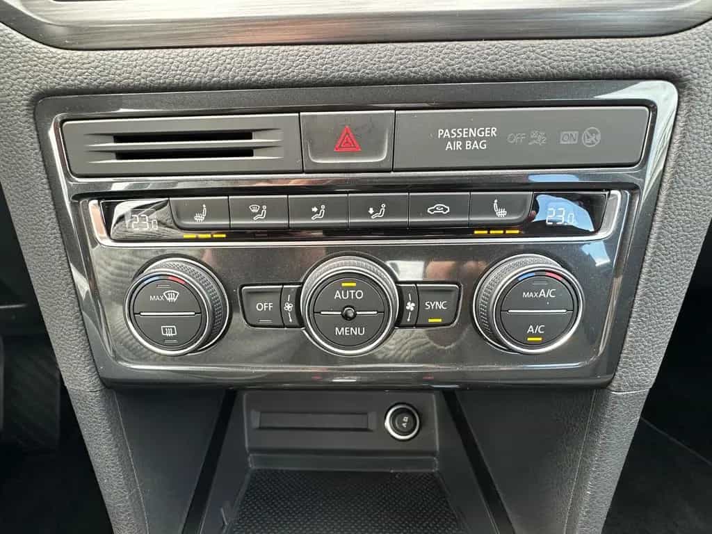 Volkswagen Golf Sportsvan VII DSG. 1.5 TSI *AHK *PDC* Klima 10/2018-photo-15