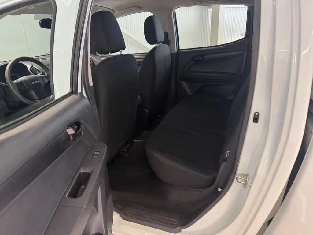 Isuzu D-Max Double Cab 4WD Custom 05/2016-photo-7