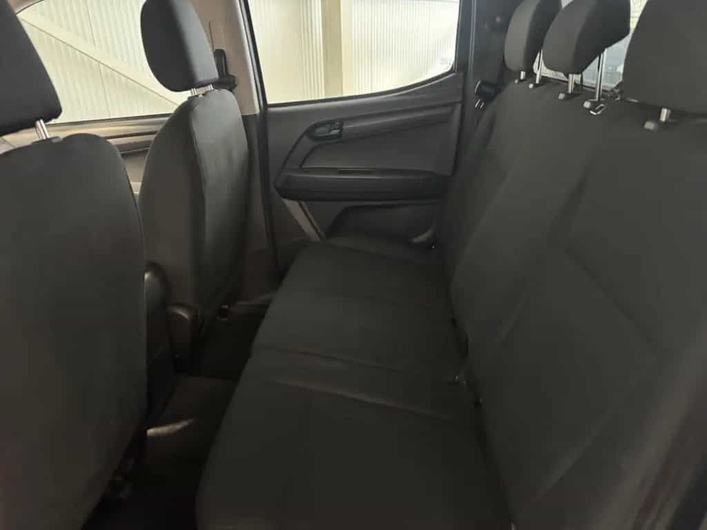 Isuzu D-Max Double Cab 4WD Custom 05/2016-photo-8