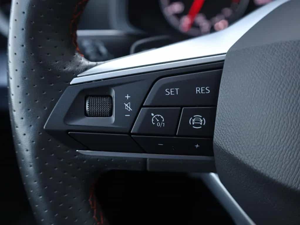 Seat Ibiza FR Beats Sound*Kamera*LED*AppleCar*SHZ*18" 03/2022-photo-28