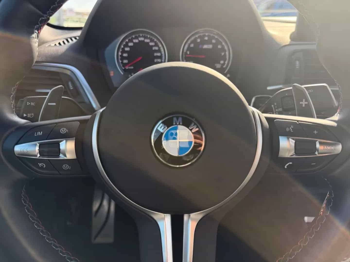 BMW M2 02/2019-photo-13