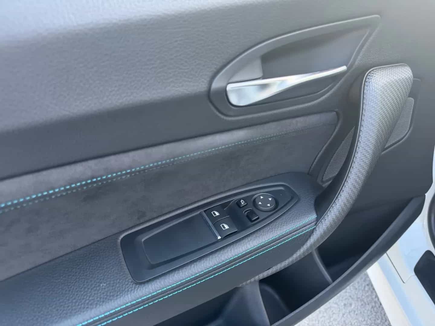 BMW M2 02/2019-photo-22