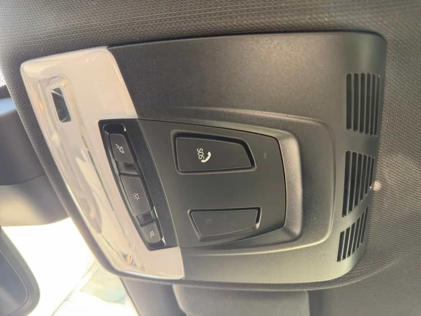 BMW M2 02/2019-photo-26