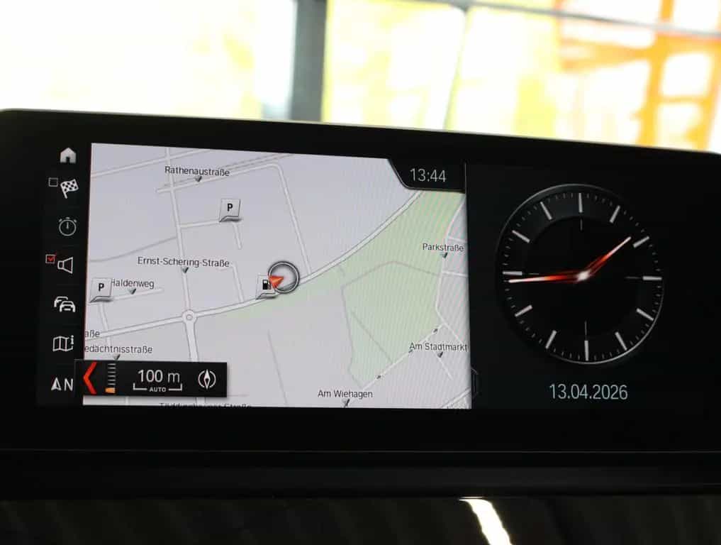 BMW X1 xDrive 20 i Sport Line 1. Hand*Pano*HUD*TOP 01/2020-photo-15