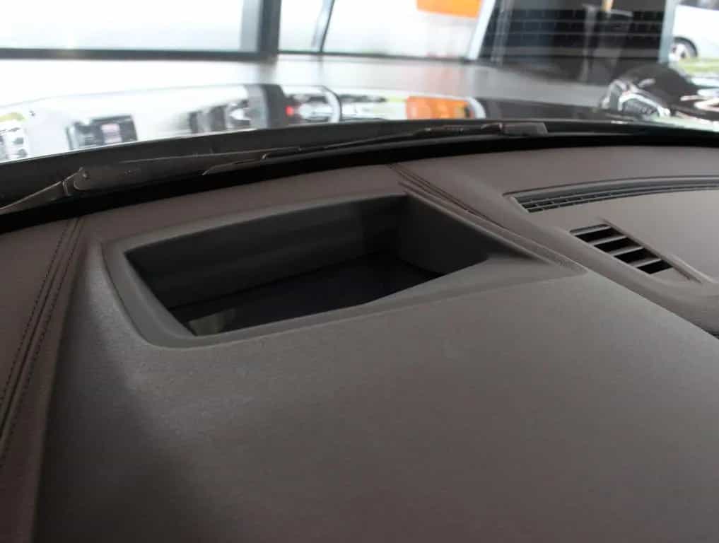BMW X1 xDrive 20 i Sport Line 1. Hand*Pano*HUD*TOP 01/2020-photo-17