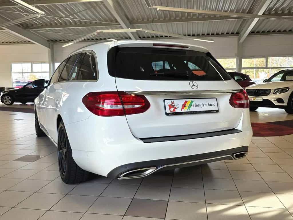 Mercedes-Benz C-Class Autom. /LED/Navi/3x Klima/Totwinkel/CAM 05/2018-photo-4