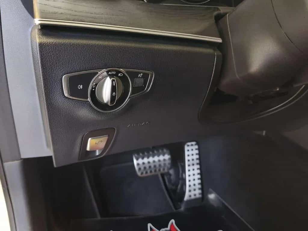 Mercedes-Benz E-Class 300d T AMG Line/Navi/S-Dach/Spur/DAB/Ahk 06/2020-photo-17