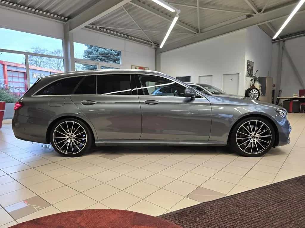 Mercedes-Benz E-Class 300 T Automatik AMG Line/20"Alu/Ahk 06/2020-photo-10