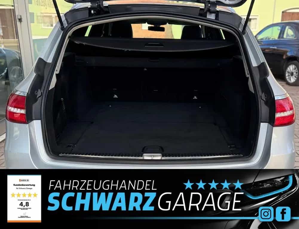 Mercedes-Benz E 400 T-Modell 4Matic*NAVI*PANO*AHK*LED* 04/2017-photo-12