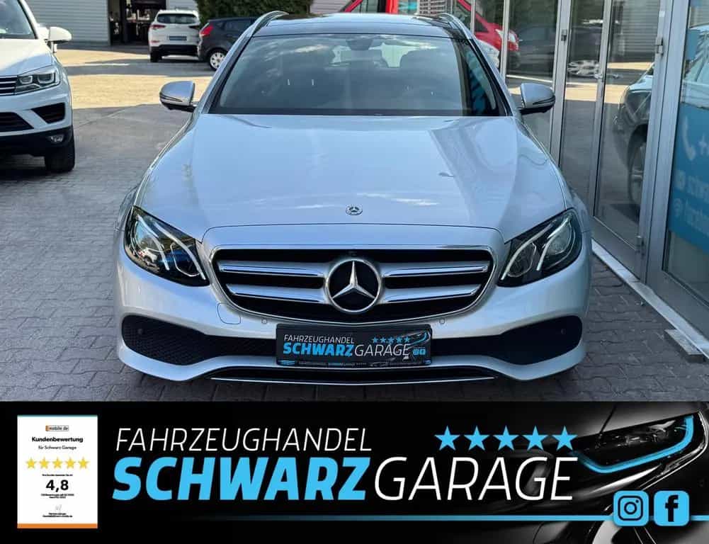 Mercedes-Benz E 400 T-Modell 4Matic*NAVI*PANO*AHK*LED* 04/2017-photo-18