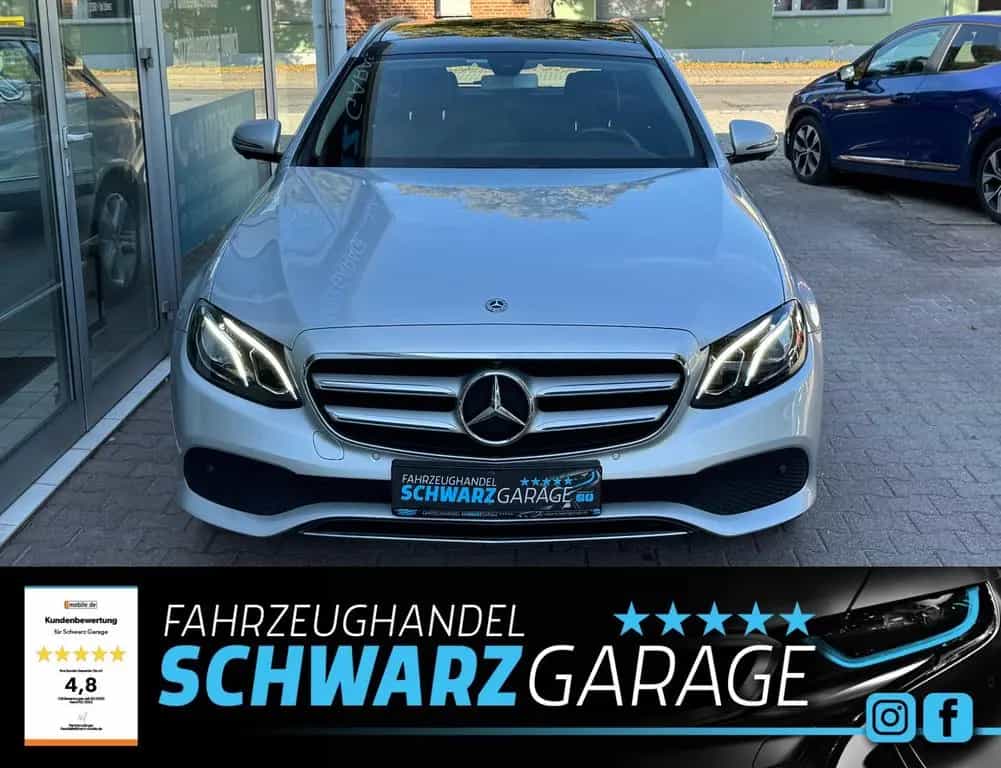 Mercedes-Benz E 400 T-Modell 4Matic*NAVI*PANO*AHK*LED* 04/2017-photo-2