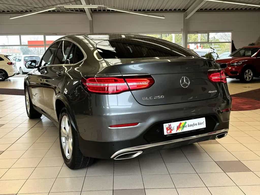 Mercedes-Benz GLC-Class 250 Coupe AMG/LED/Distronic/S-Dach/Memo/360 07/2018-photo-9