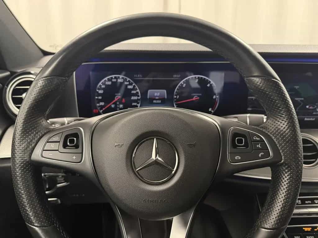 Mercedes-Benz E-Class 350 d Wide MB-LED 360G HUD Standheiz. Distr.+ 07/2016-photo-13