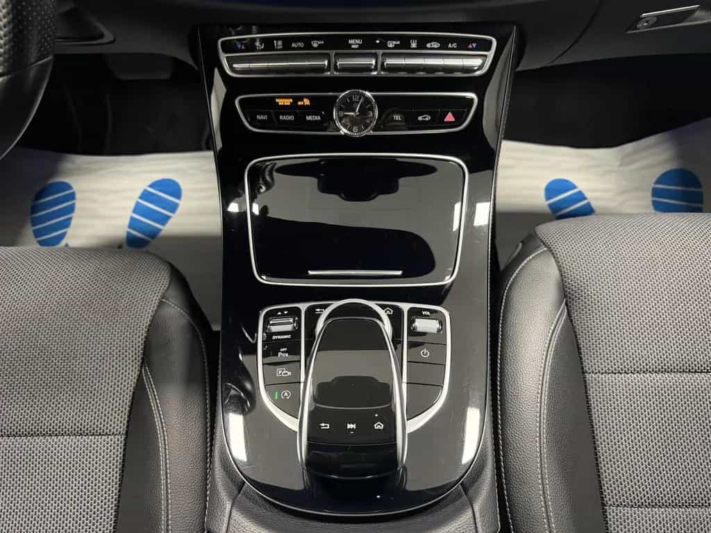Mercedes-Benz E-Class 350 d Wide MB-LED 360G HUD Standheiz. Distr.+ 07/2016-photo-20