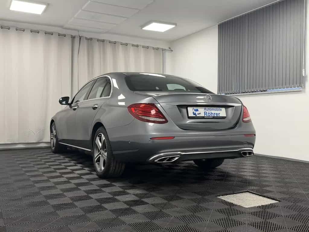 Mercedes-Benz E-Class 350 d Wide MB-LED 360G HUD Standheiz. Distr.+ 07/2016-photo-36
