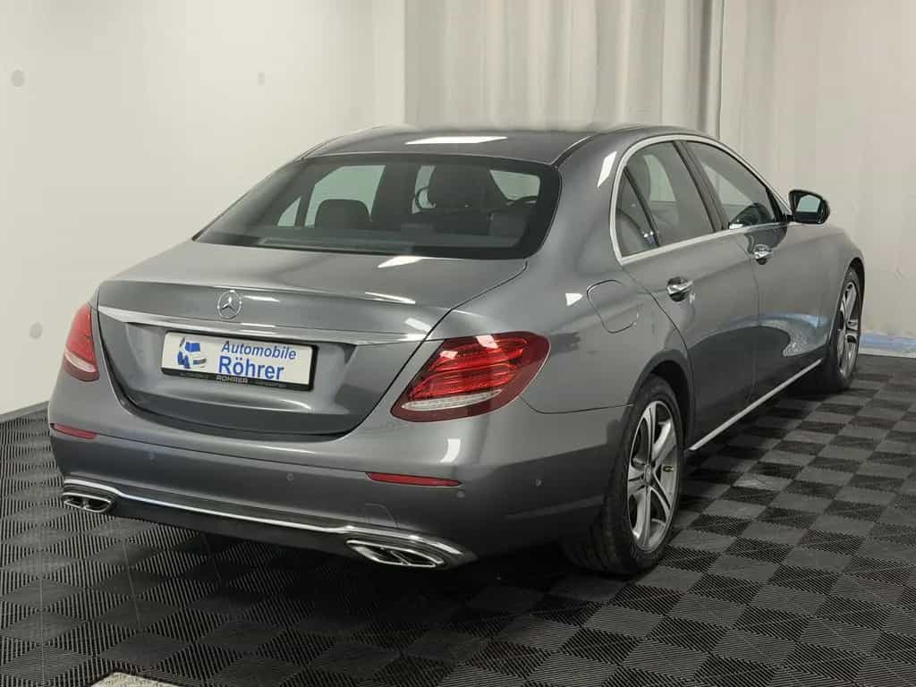 Mercedes-Benz E-Class 350 d Wide MB-LED 360G HUD Standheiz. Distr.+ 07/2016-photo-7