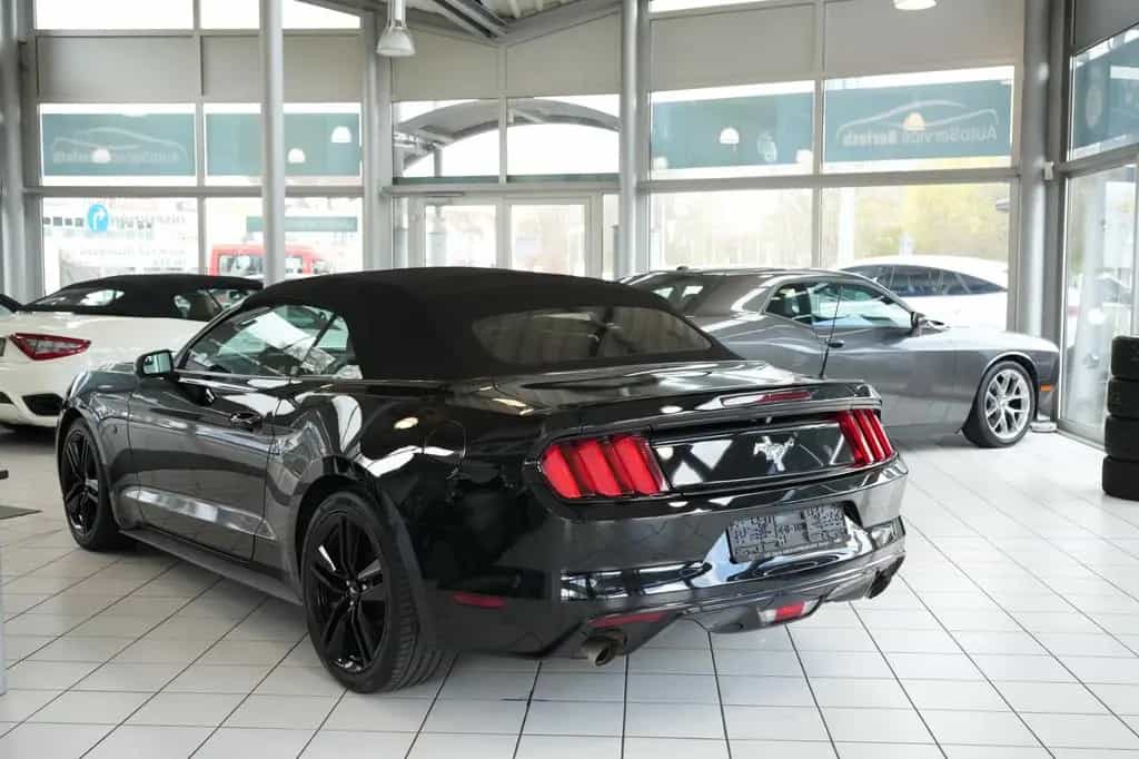 Ford Mustang 3.7l V6 Automatik 07/2015-photo-4