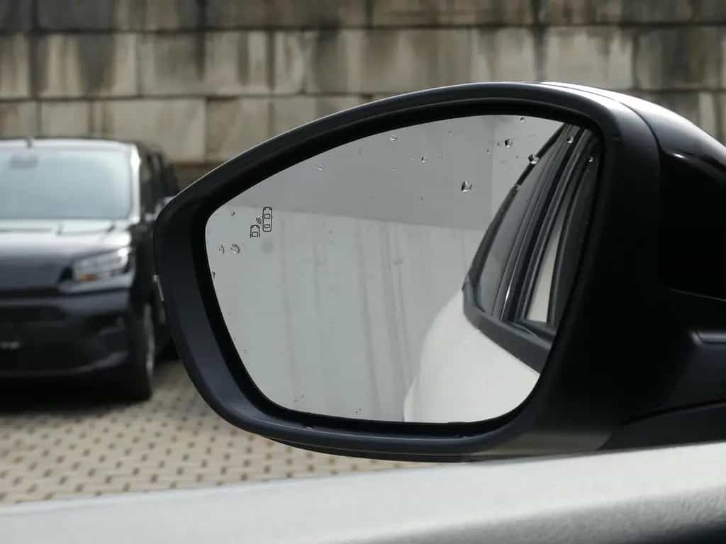 Alfa Romeo Junior IBRIDA TI 1.2 VGT 145PS DCT6 SCHIEBEDACH 05/2026-photo-15