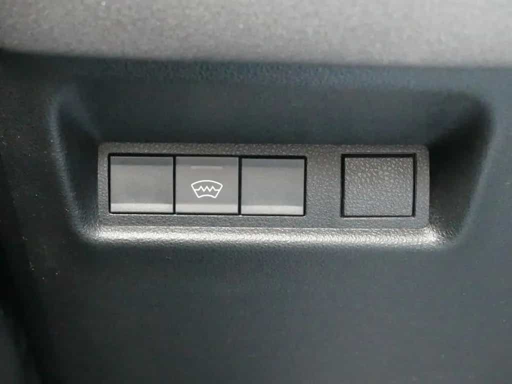 Alfa Romeo Junior IBRIDA TI 1.2 VGT 145PS DCT6 SCHIEBEDACH 05/2026-photo-16