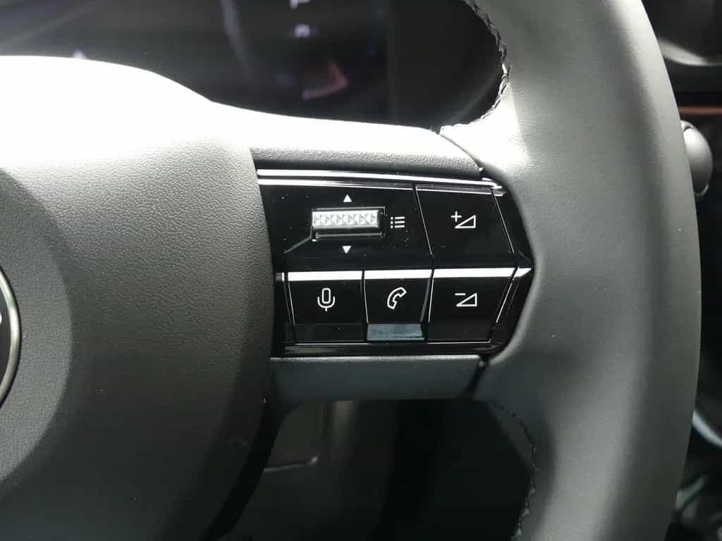Alfa Romeo Junior IBRIDA TI 1.2 VGT 145PS DCT6 SCHIEBEDACH 05/2026-photo-21