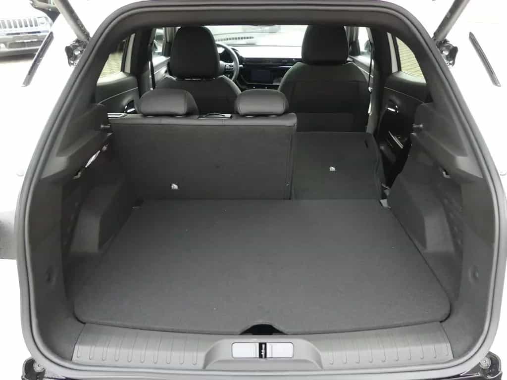 Alfa Romeo Junior IBRIDA TI 1.2 VGT 145PS DCT6 SCHIEBEDACH 05/2026-photo-33