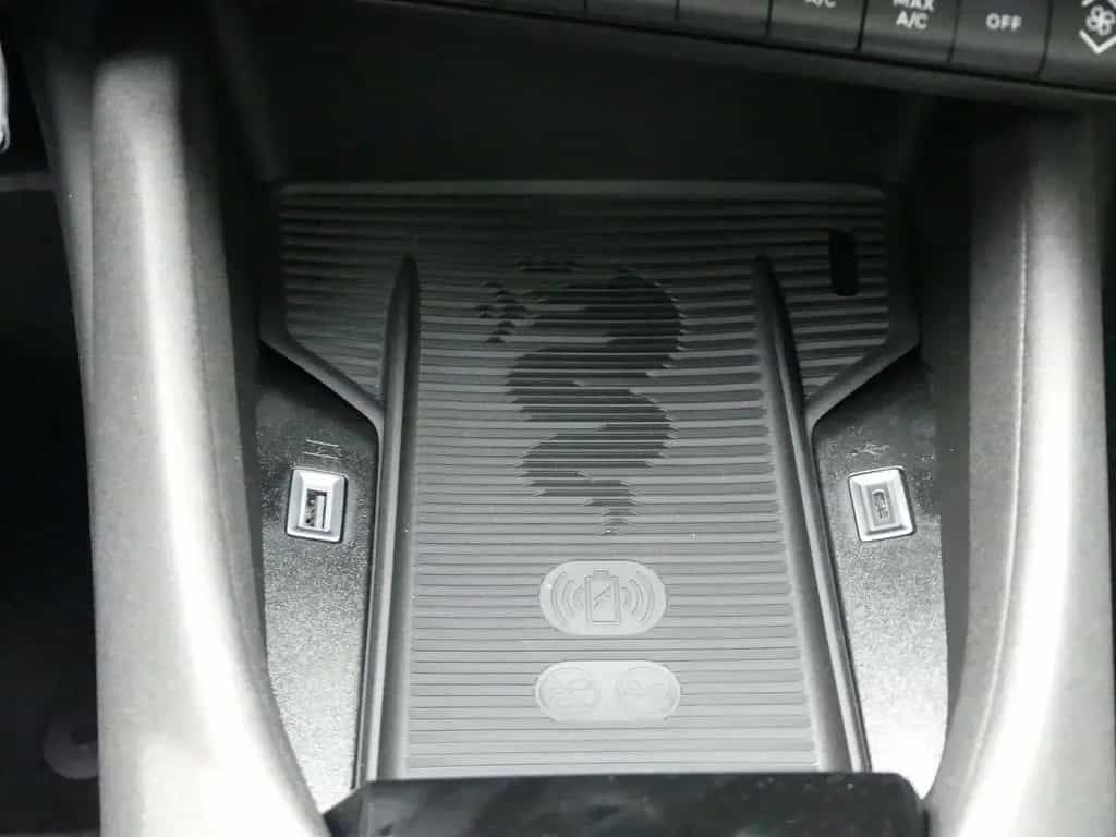Alfa Romeo Junior IBRIDA TI 1.2 VGT 145PS DCT6 SCHIEBEDACH 05/2026-photo-32