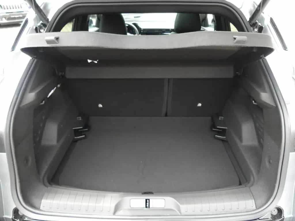 Alfa Romeo Junior IBRIDA TI 1.2 VGT 145PS DCT6 SCHIEBEDACH 05/2026-photo-35