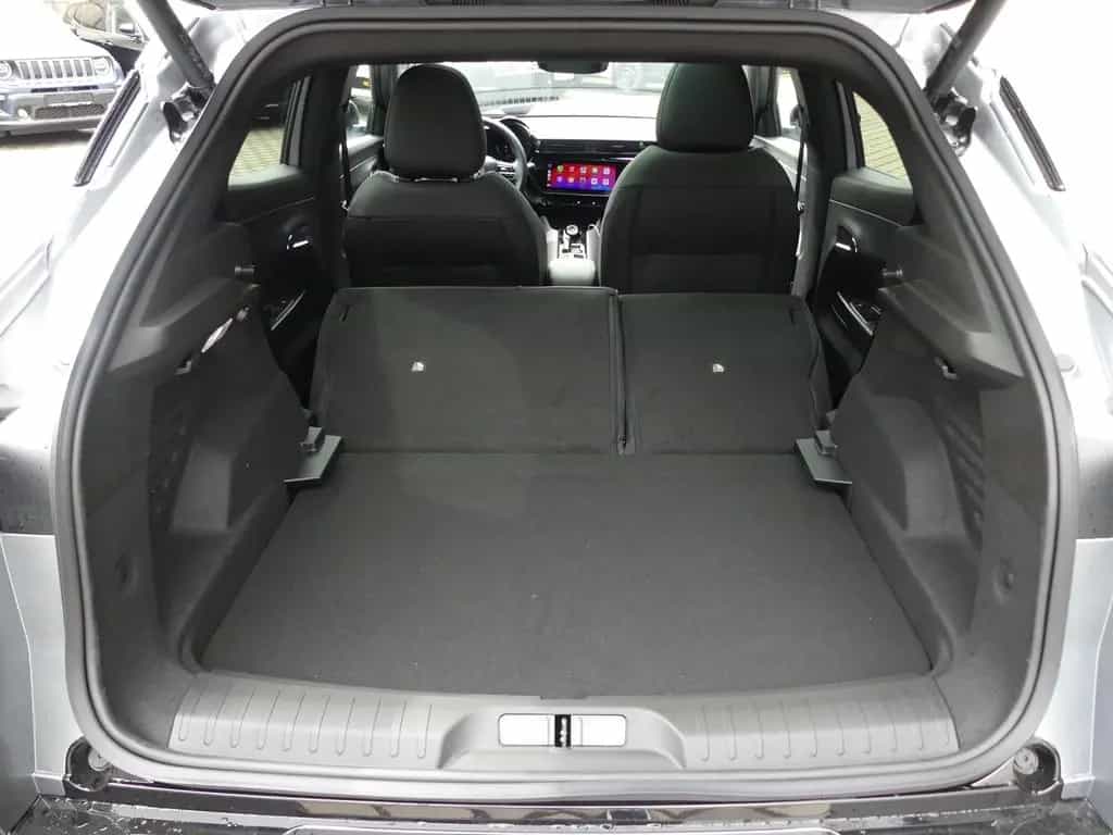 Alfa Romeo Junior IBRIDA TI 1.2 VGT 145PS DCT6 SCHIEBEDACH 05/2026-photo-37