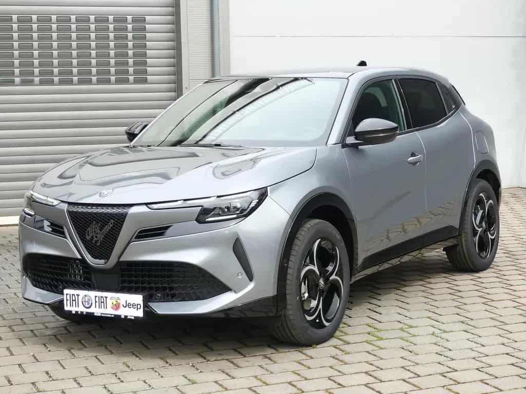 Alfa Romeo Junior IBRIDA TI 1.2 VGT 145PS DCT6 SCHIEBEDACH 05/2026-photo-6