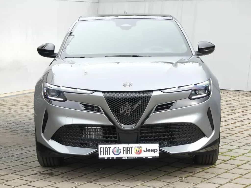 Alfa Romeo Junior IBRIDA TI 1.2 VGT 145PS DCT6 SCHIEBEDACH 05/2026-photo-7