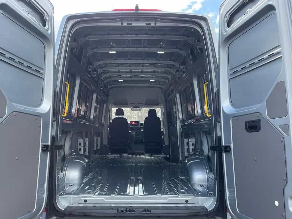 MAN TGE 3.200 L4H3 Kasten 4x4 CAMPER DREHSITZE AHK 03/2026-photo-38