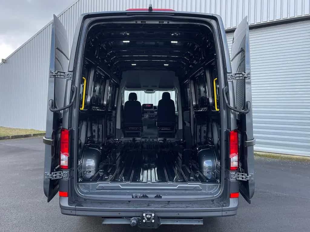 MAN TGE 3.200 L4H3 Kasten 4x4 CAMPER DREHSITZE AHK 03/2026-photo-10