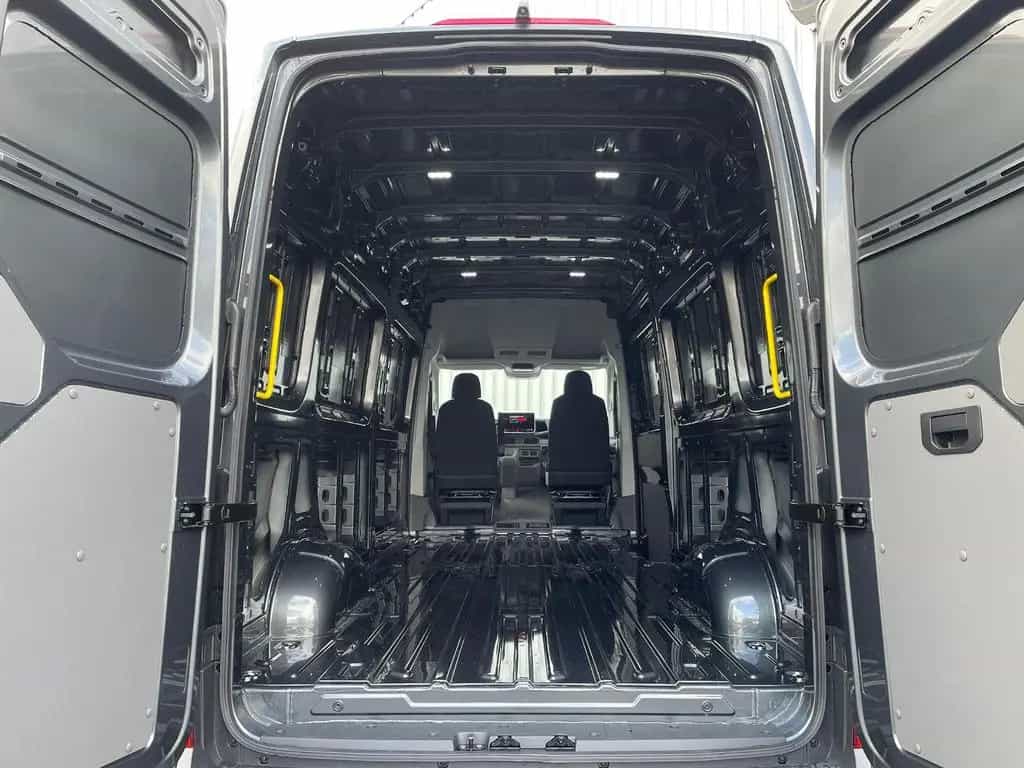 MAN TGE 3.200 L4H3 Kasten 4x4 CAMPER DREHSITZE AHK 03/2026-photo-9