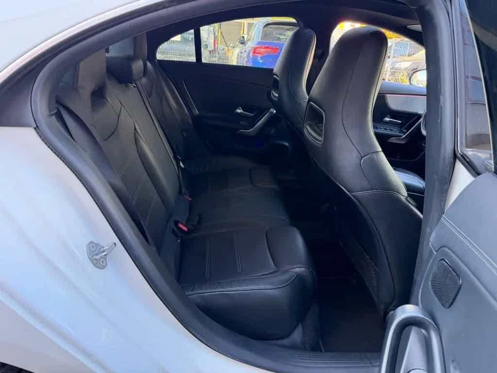 Mercedes-Benz CLA-Class 35 AMG 4Matic~PANO~MBUX~LEDER 12/2019-photo-16