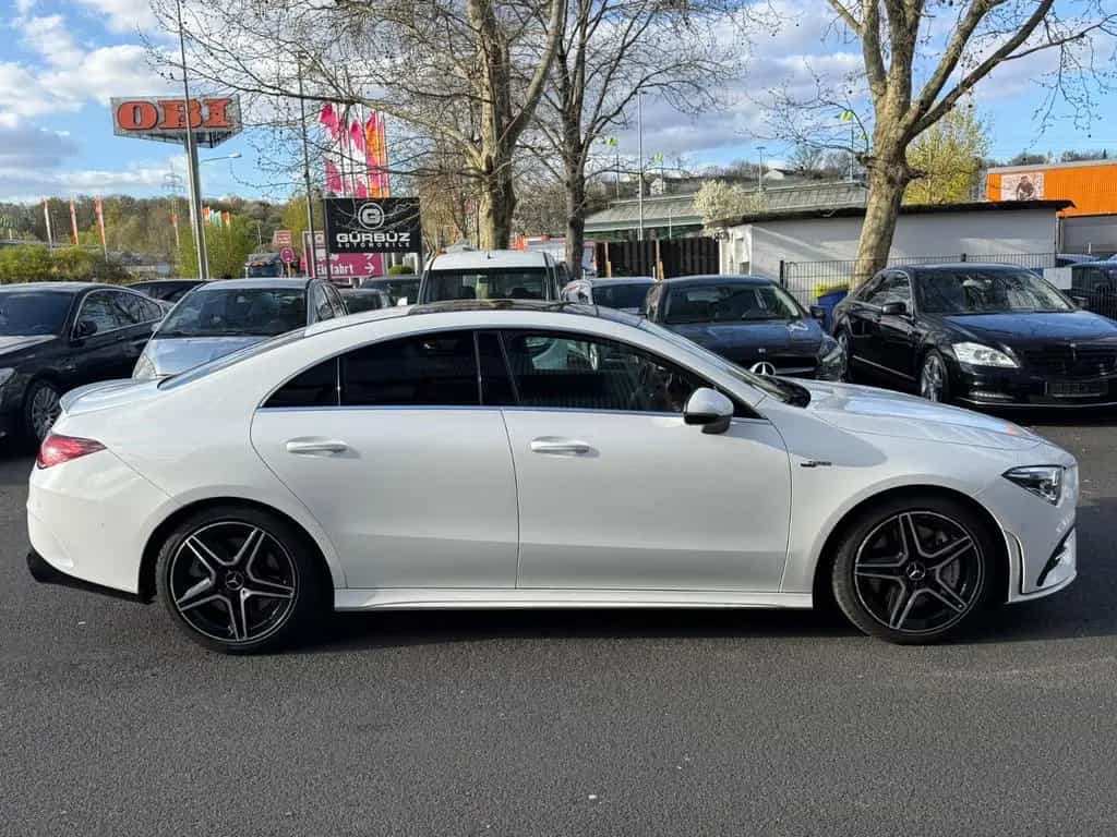 Mercedes-Benz CLA-Class 35 AMG 4Matic~PANO~MBUX~LEDER 12/2019-photo-4