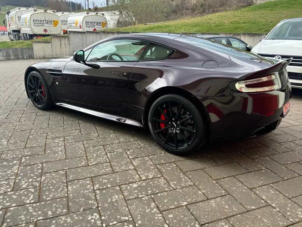 Aston Martin V12 Vantage 6.0 S Voll. Wertanlage Top Zustand 09/2014-photo-3