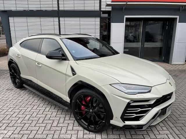 Lamborghini Urus HUD NIGHT VISION B&O 23" REAR SEAT-ENTER. 06/2021-photo-4