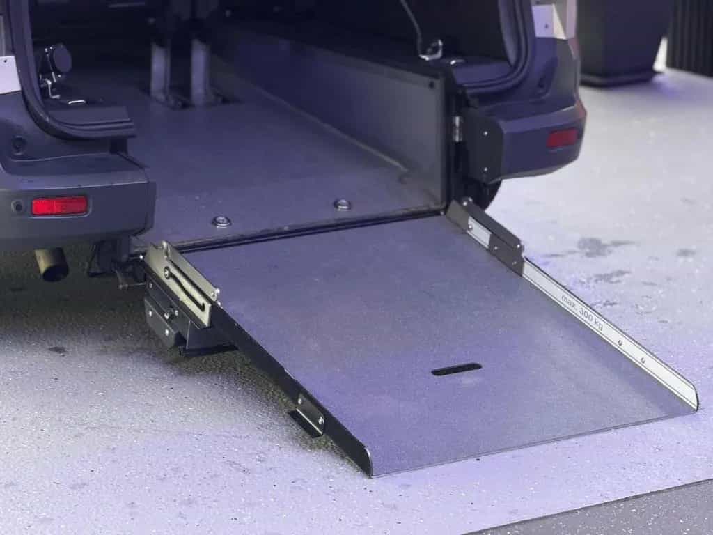 Ford Grand Tourneo Tourneo-Behindertengerecht-Rampe 08/2014-photo-22