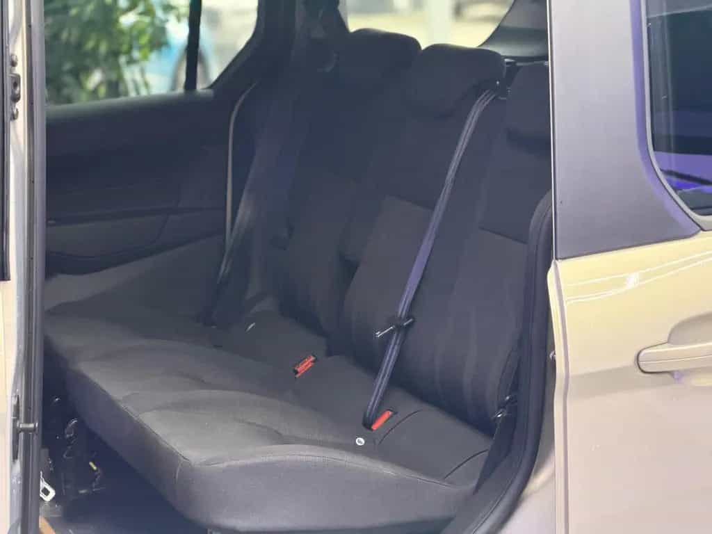 Ford Grand Tourneo Tourneo-Behindertengerecht-Rampe 08/2014-photo-30