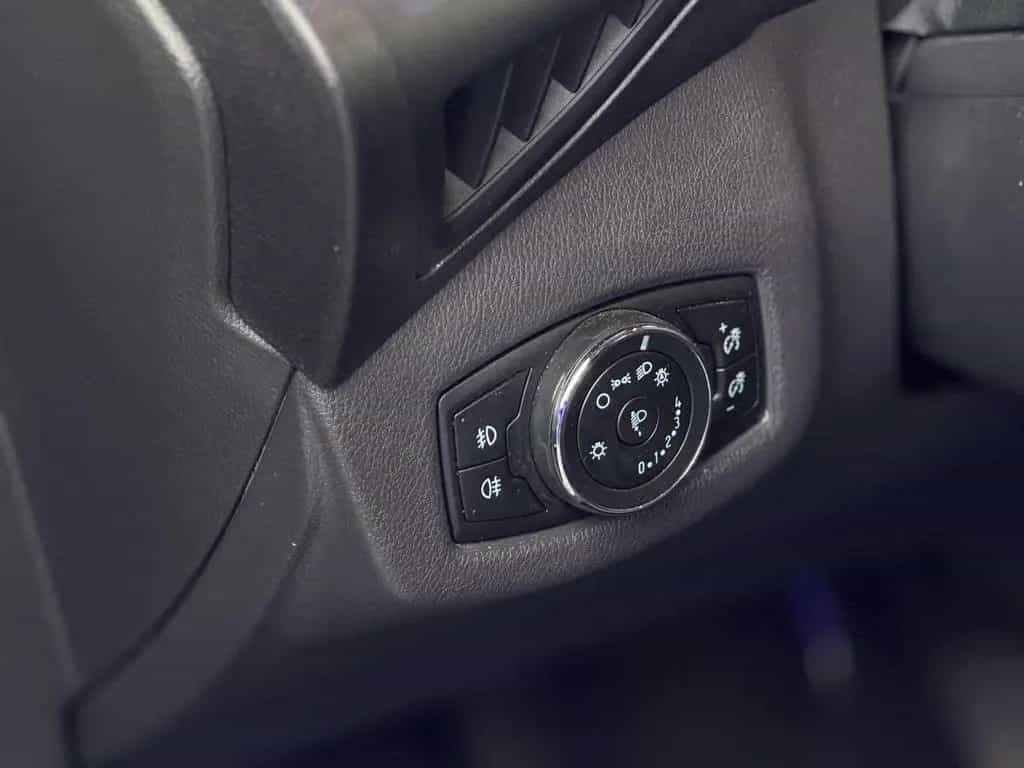 Ford Grand Tourneo Tourneo-Behindertengerecht-Rampe 08/2014-photo-35