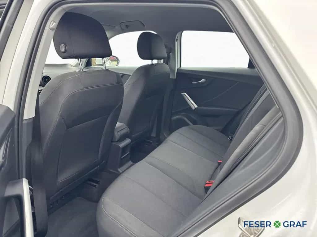 Audi Q2 1.0 TFSI - 6 Gang - SHZ - Einparkhilfe hinten 06/2017-photo-12
