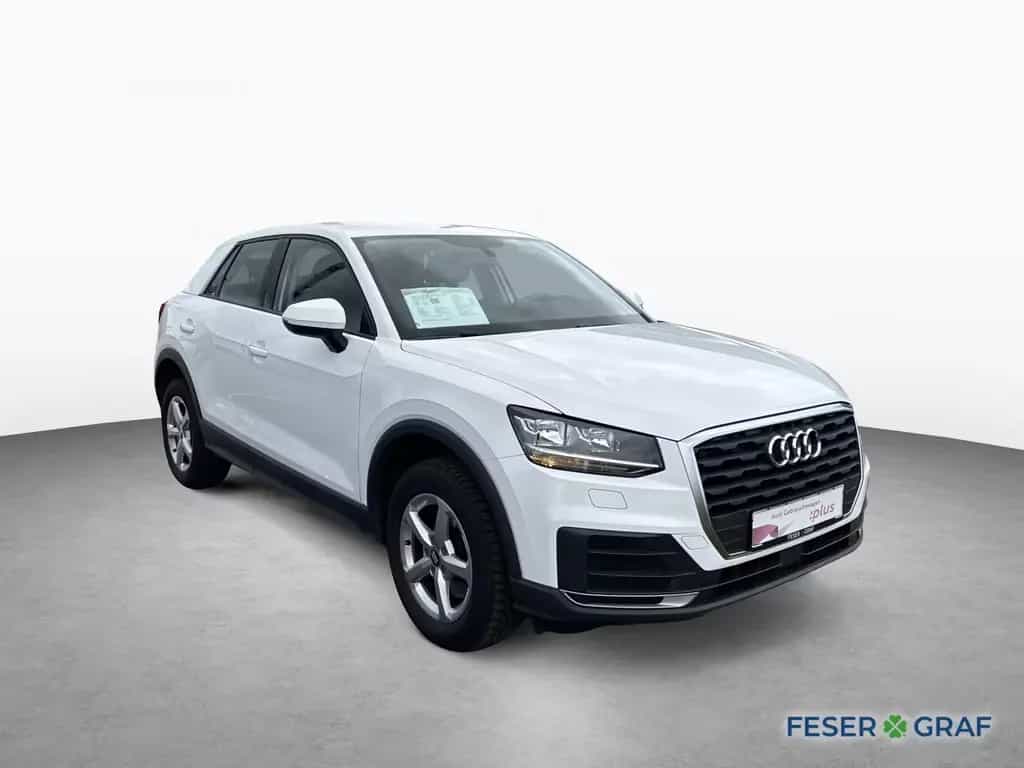 Audi Q2 1.0 TFSI - 6 Gang - SHZ - Einparkhilfe hinten 06/2017-photo-2