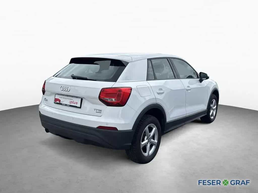 Audi Q2 1.0 TFSI - 6 Gang - SHZ - Einparkhilfe hinten 06/2017-photo-4