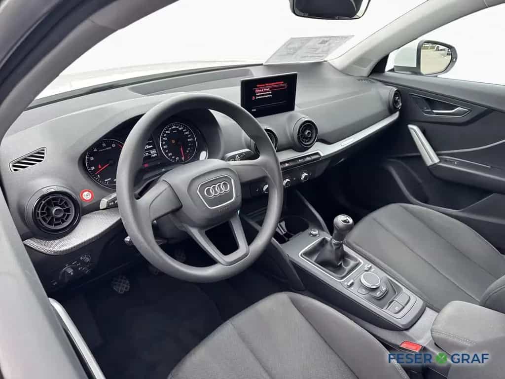 Audi Q2 1.0 TFSI - 6 Gang - SHZ - Einparkhilfe hinten 06/2017-photo-7